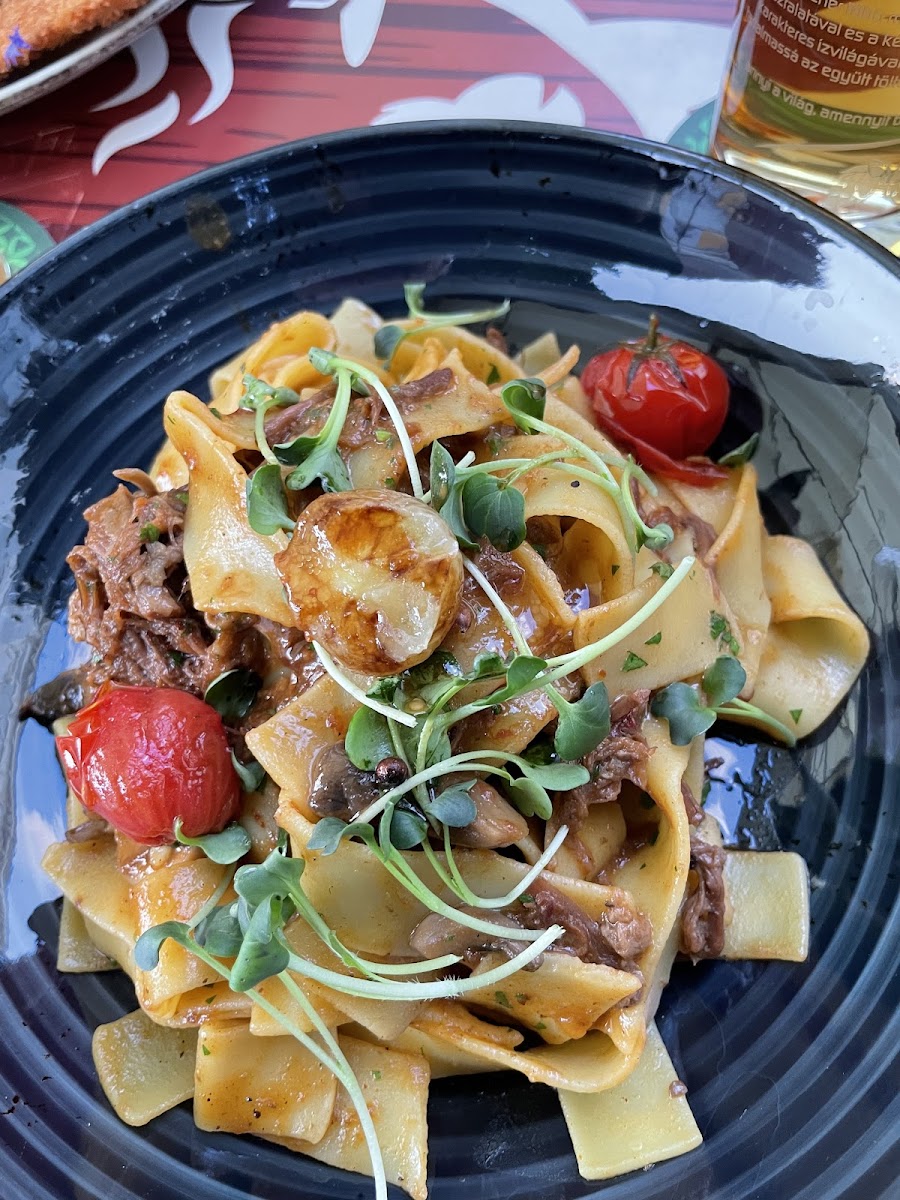 Patria Cafe And Restaurant-6